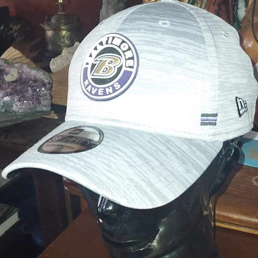 NWT New Era Baltimore Ravens 39Thirty Hat Medium-Large